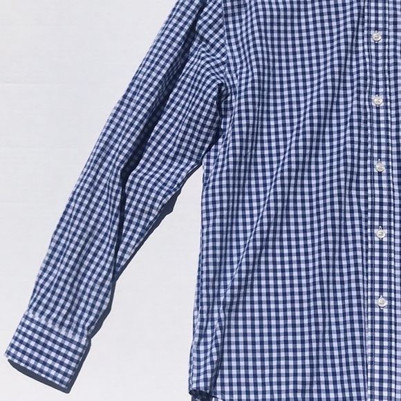 Croft & Barrow Men's Fitted Gingham Dress Shirt - Picture 3 of 7